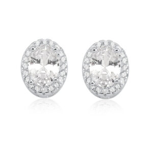 Brinco Oval com Zircônias Cristais