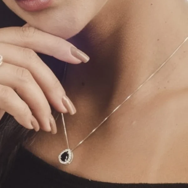 Colar Princesa Gota Onix - Imagem 2