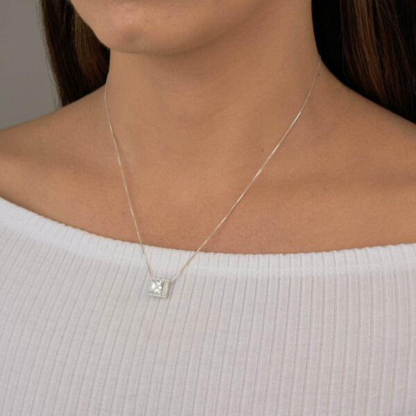 Colar Quadrado com Zirconia - Image 3