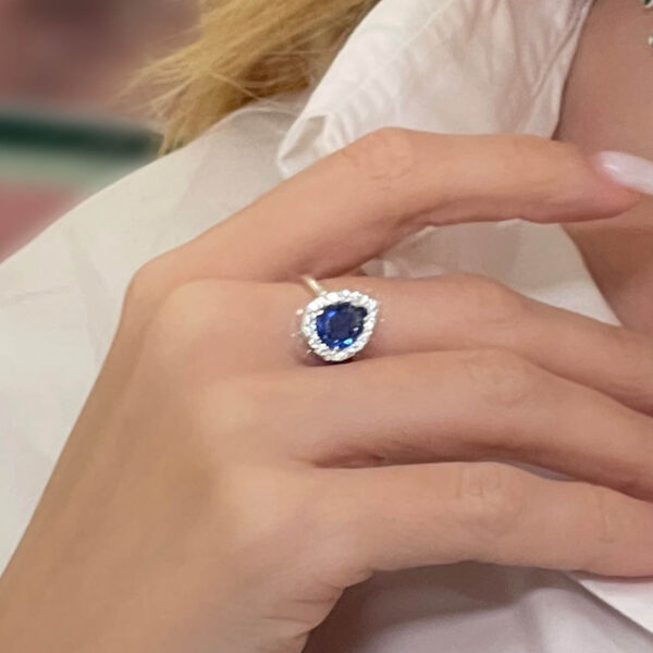 Anel Princesa Gota Azul Safira - Imagem 2