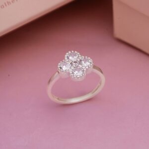 Anel Trevo 4 Zircônias Cristal