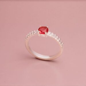 ANEL TIFFANY SOLITÁRIO 5MM JADE VERMELHA