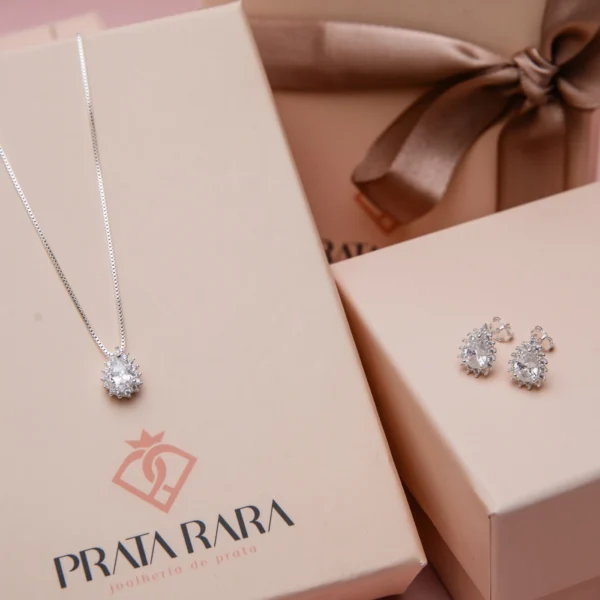 Conjunto Gota 3 Garras Zirconia Cristal
