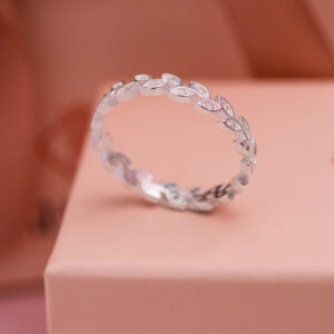 Anel Folhas Cravejadas