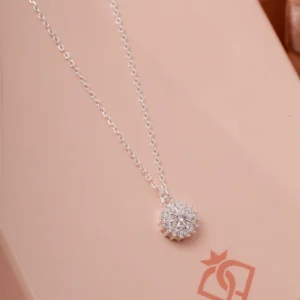 Colar Flor Cravejada