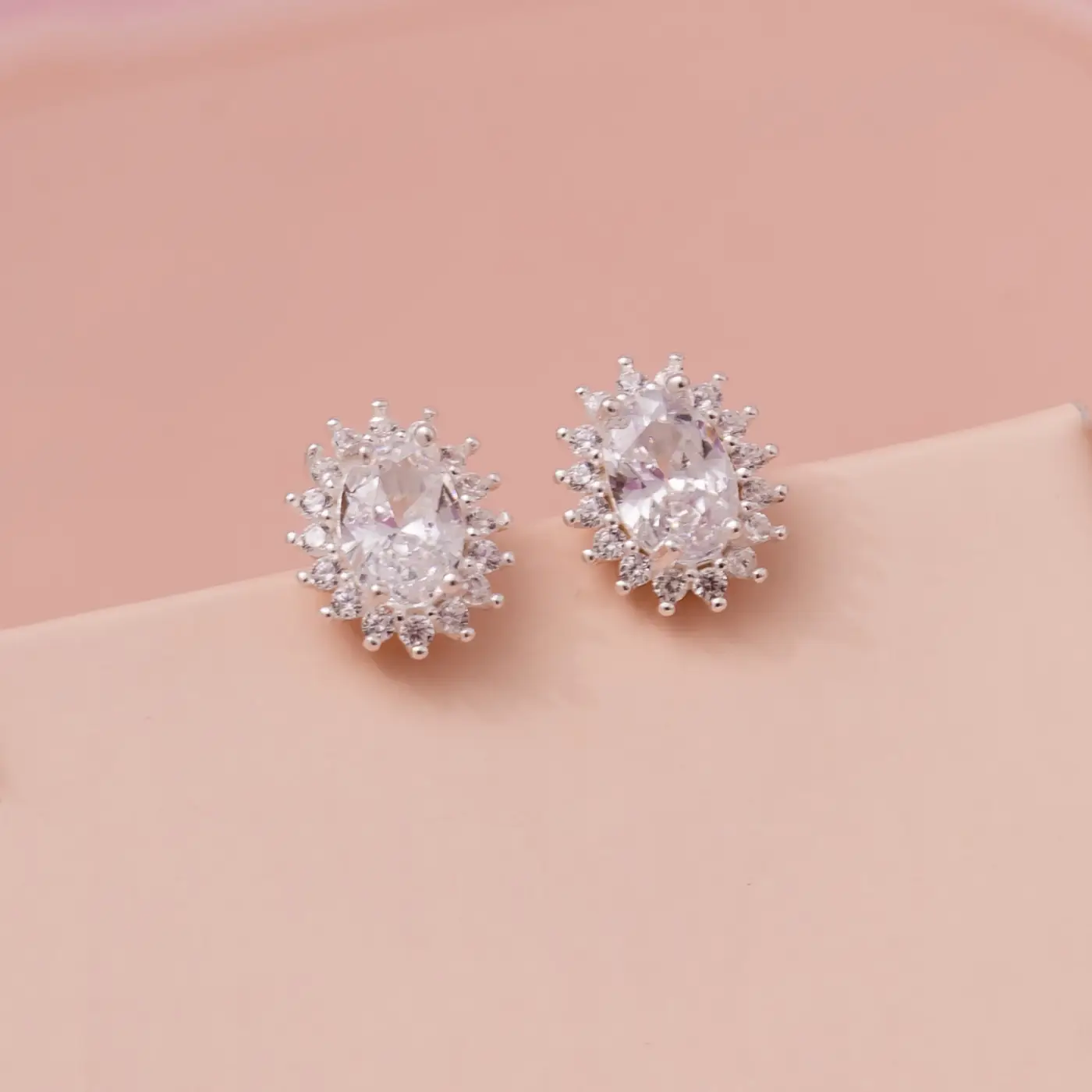 Conjunto Oval 3 Garras Zirconia Cristal - Imagem 2