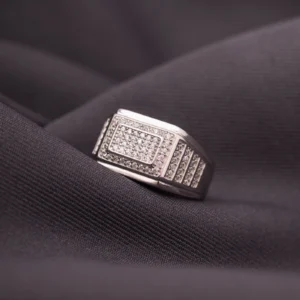 Anel Retangular Cravejado