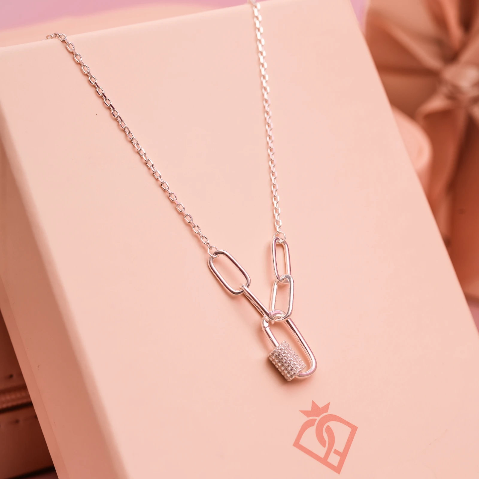 Gargantilha Elos Cravejado