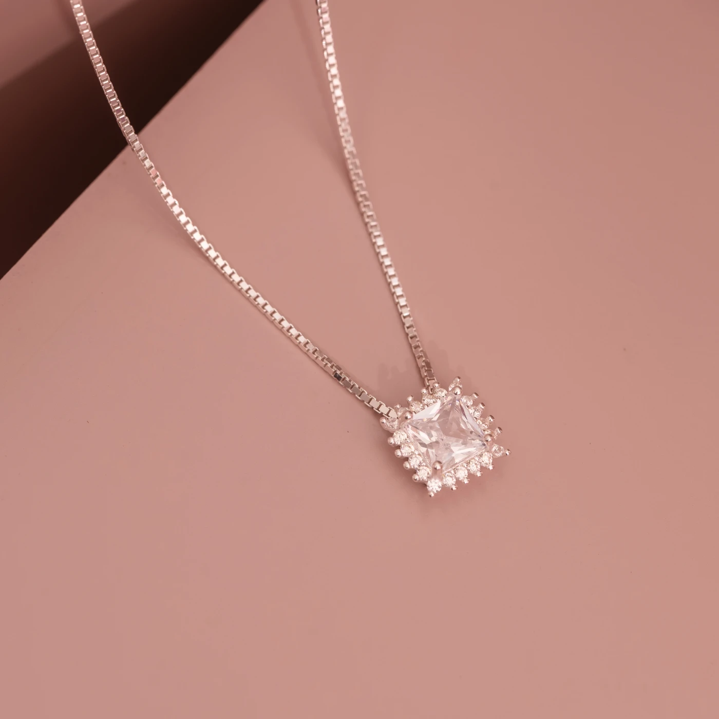 CONJUNTO QUADRADO 4 GARRAS ZIRCÔNIA - Imagem 2