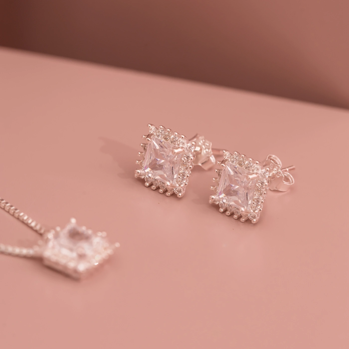 CONJUNTO QUADRADO 4 GARRAS ZIRCÔNIA - Imagem 3