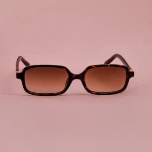 OCULOS DE SOL QUADRADO ONCINHA