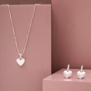 CONJUNTO CORAÇÃO PENDENTE COM ZIRCÔNIAS